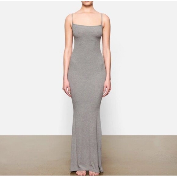 SKIMS SOFT LOUNGE LONG SLIP DRESS NWOT - Picture 2 of 2